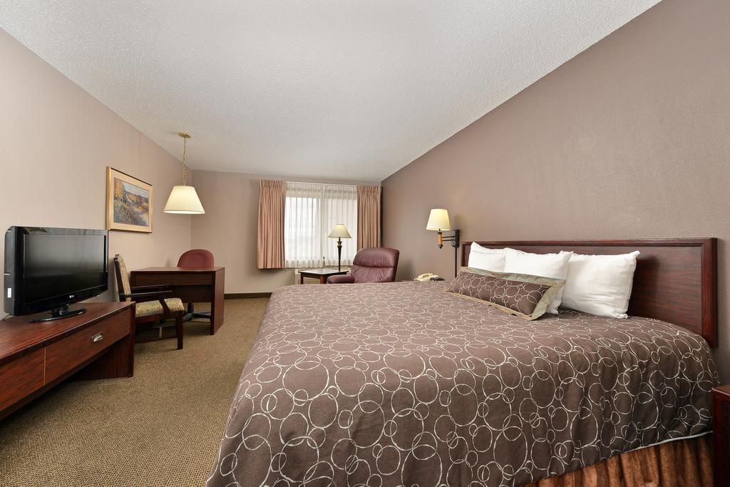 Kelly Inn 13Th Avenue Fargo Exteriér fotografie