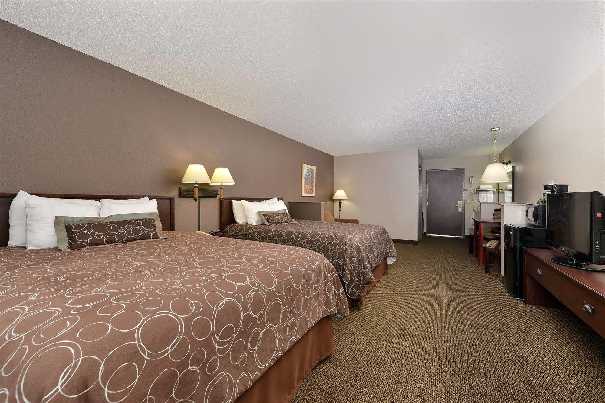 Kelly Inn 13Th Avenue Fargo Exteriér fotografie